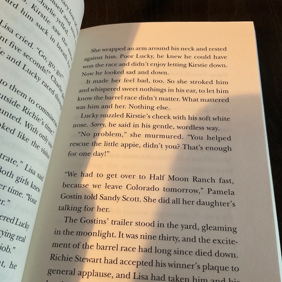 Book - The Horses of Half Moon Ranch by Jen Oldfield. K92 - Picture 3 of 3